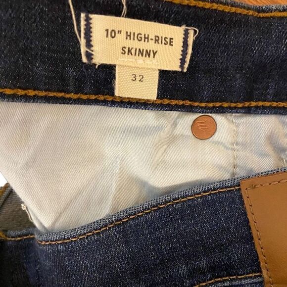 Madewell 10” High Rise Skinny Jeans Dark Wash Size 32 EUC - Picture 3 of 6
